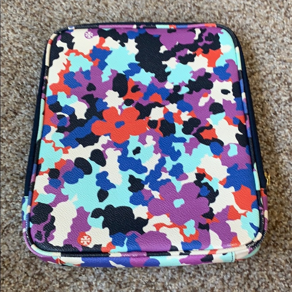 Tory Burch IPad Case - Picture 2 of 3